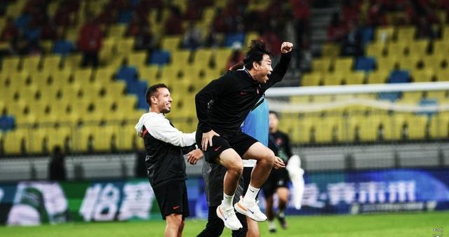 球队还进行 球队还进行