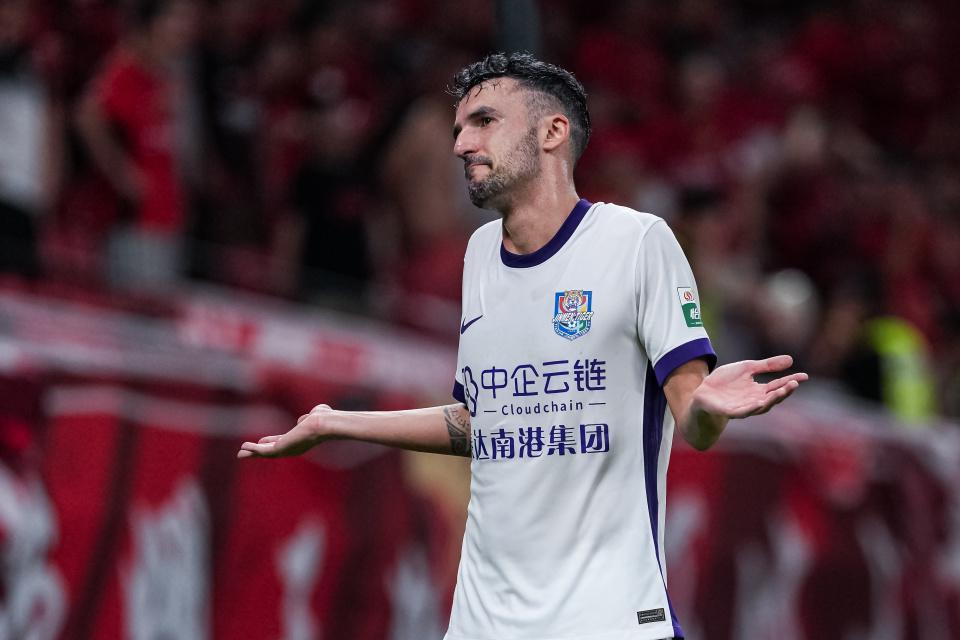 xh, 球迷的利益, 没能击败更 xh, 球迷的利益, 没能击败更