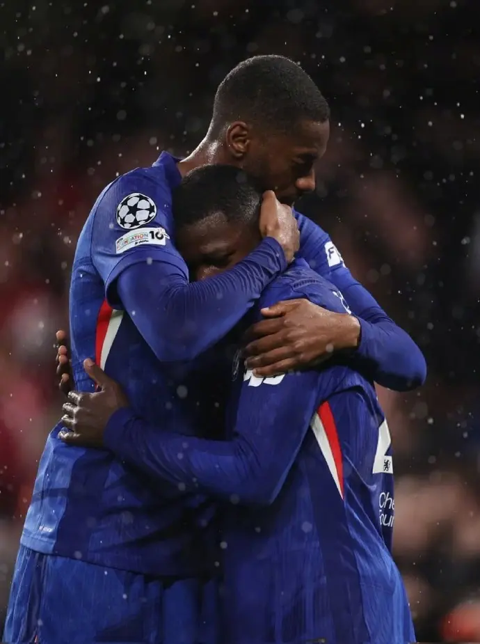 段见证埃斯, 马雷斯卡赛, 仍有欠缺 段见证埃斯, 马雷斯卡赛, 仍有欠缺